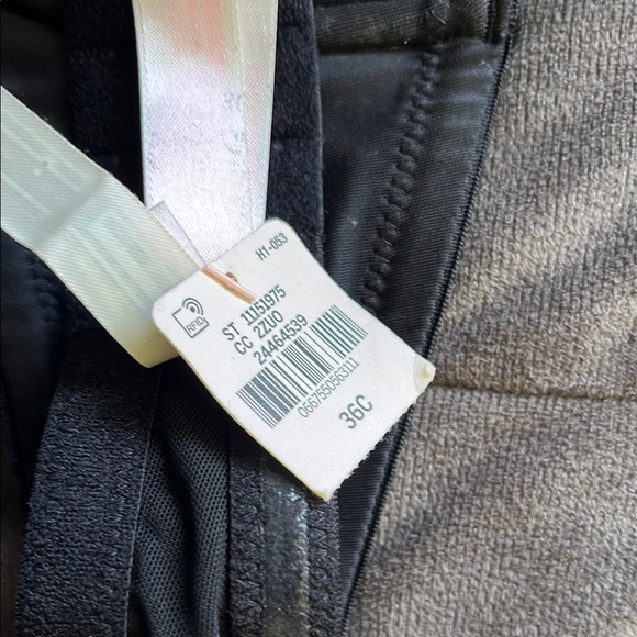 Set of Two Bras in Black and Cream - Picture 2 of 4